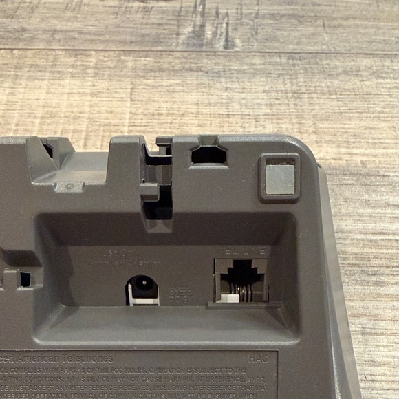 AT&T cordless phone DL72519 digital answering 5 handsets and bases EUC - Picture 7 of 8